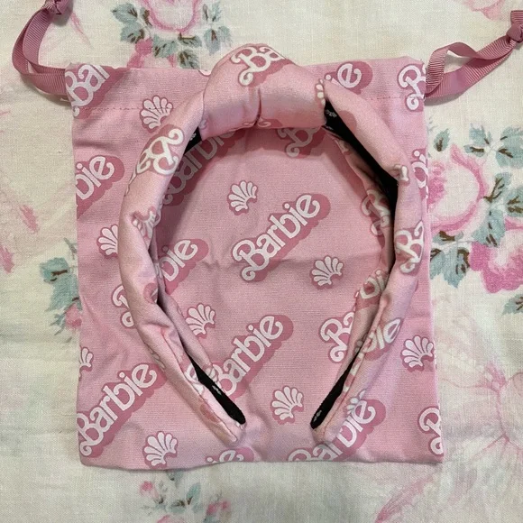 Lele Sadoughi X Barbie printed knotted headband s-l400.jpg main image 4